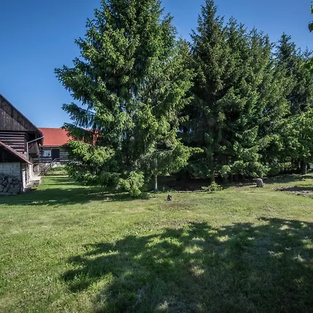 Country house Chalupa Nadslav *