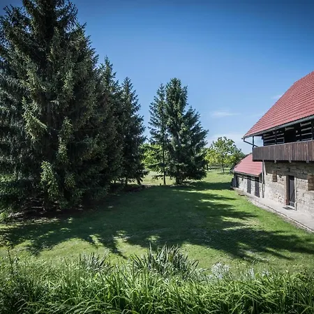 Country house Chalupa Nadslav